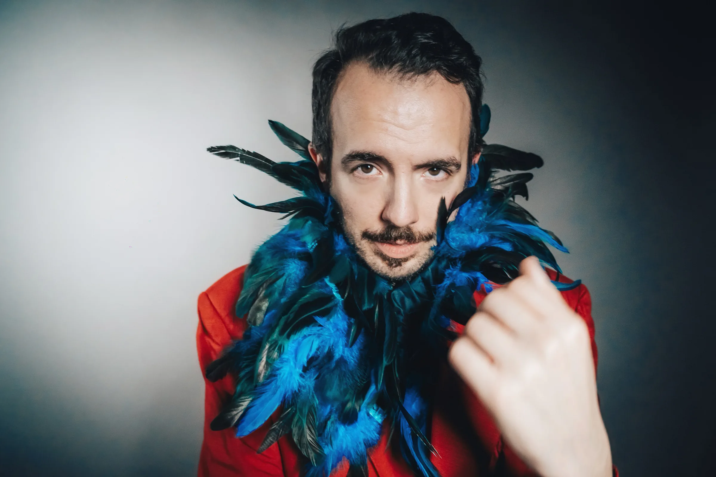 Contattare Gianluca Ercoli, baritono: ritratto